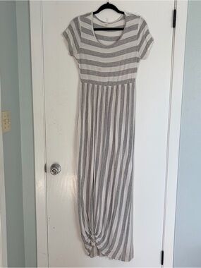 Magic Fit Gray & White Striped Scoop Neck Maxi Dress
